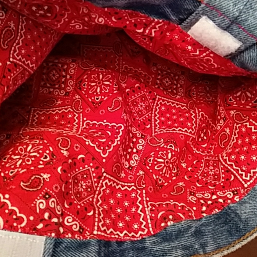 Jeans and red handkerchief purse - Picture 8 of 8